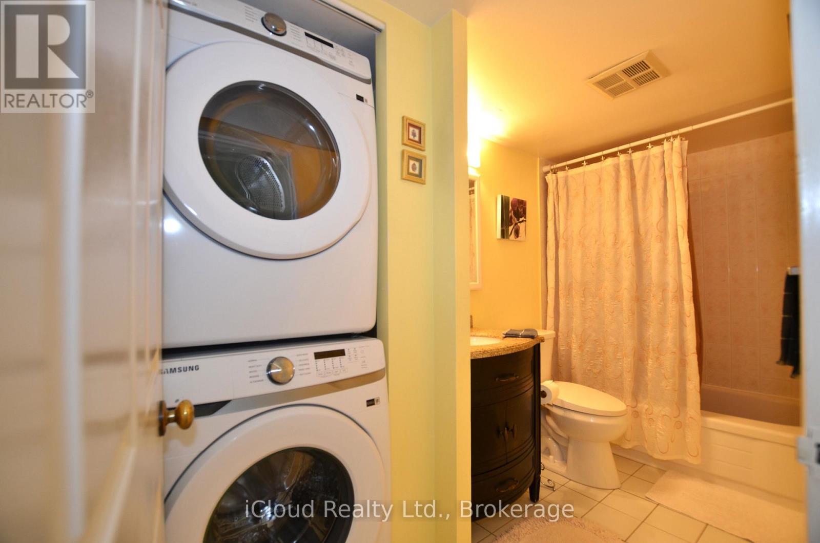 #915 50 KINGSBRIDGE GARDEN CIRCLE - 34