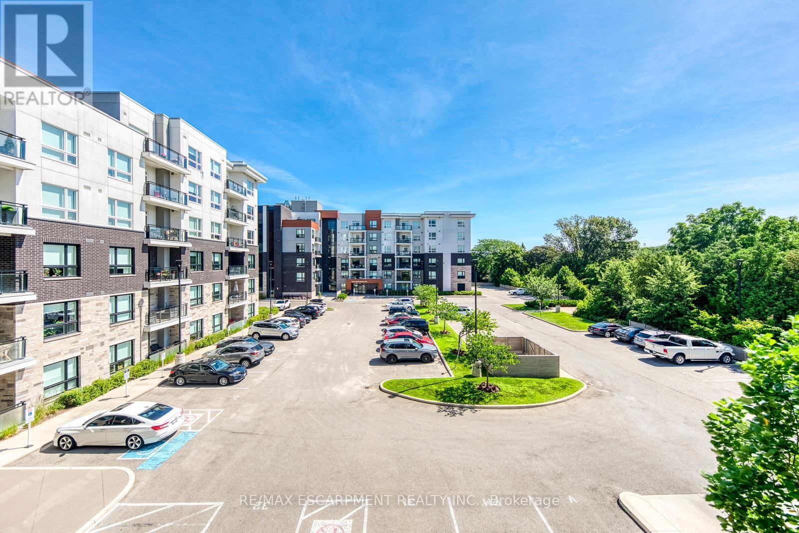 #303 320 PLAINS ROAD E - 27