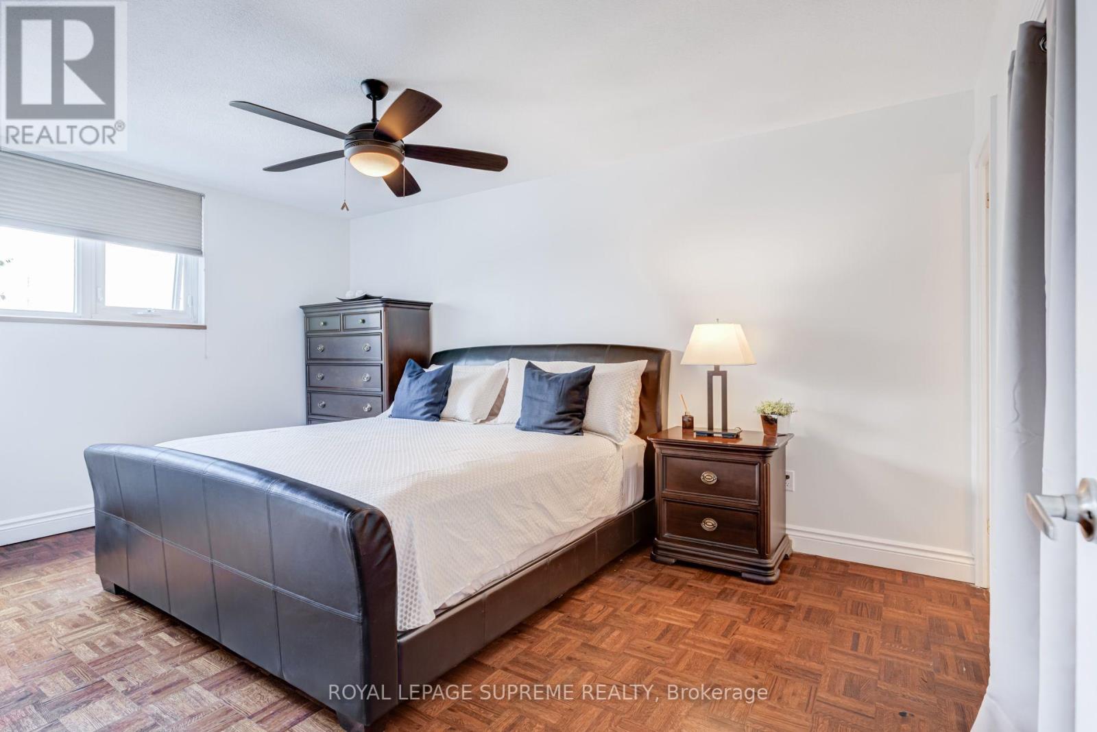 #305 250 SCARLETT ROAD - 27