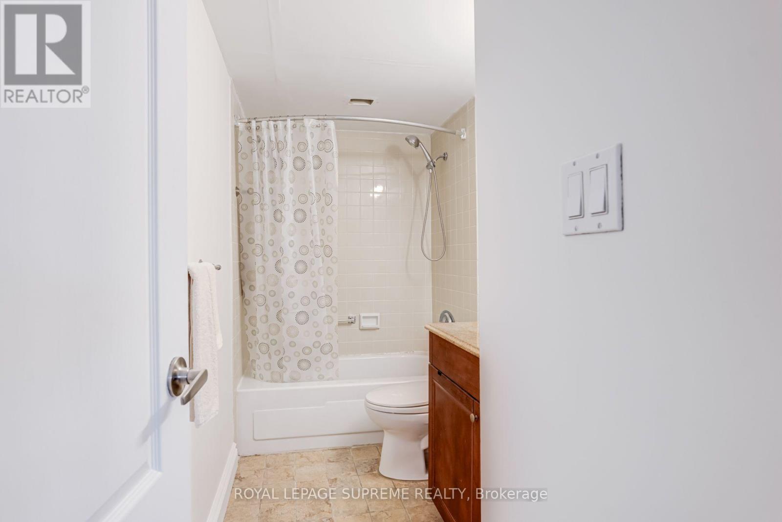 #305 250 SCARLETT ROAD - 29