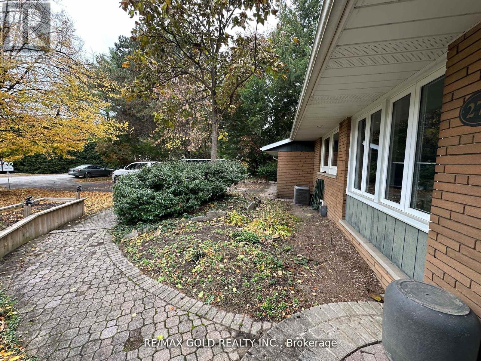 275 EASTCOURT ROAD - 3