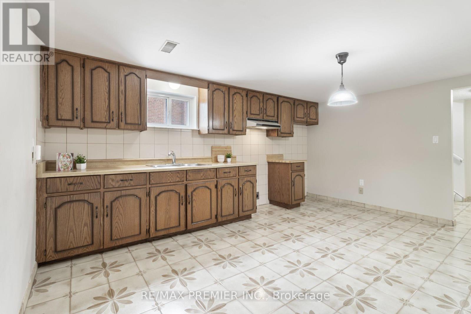 30 FORTHBRIDGE CRESCENT - 28