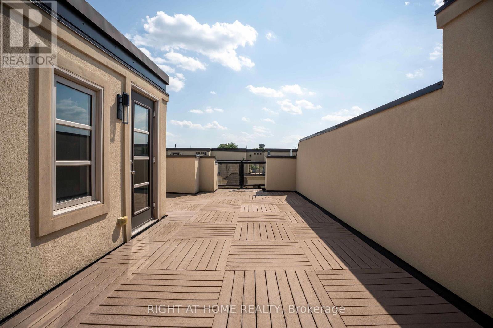 184 DORVAL DRIVE - 25