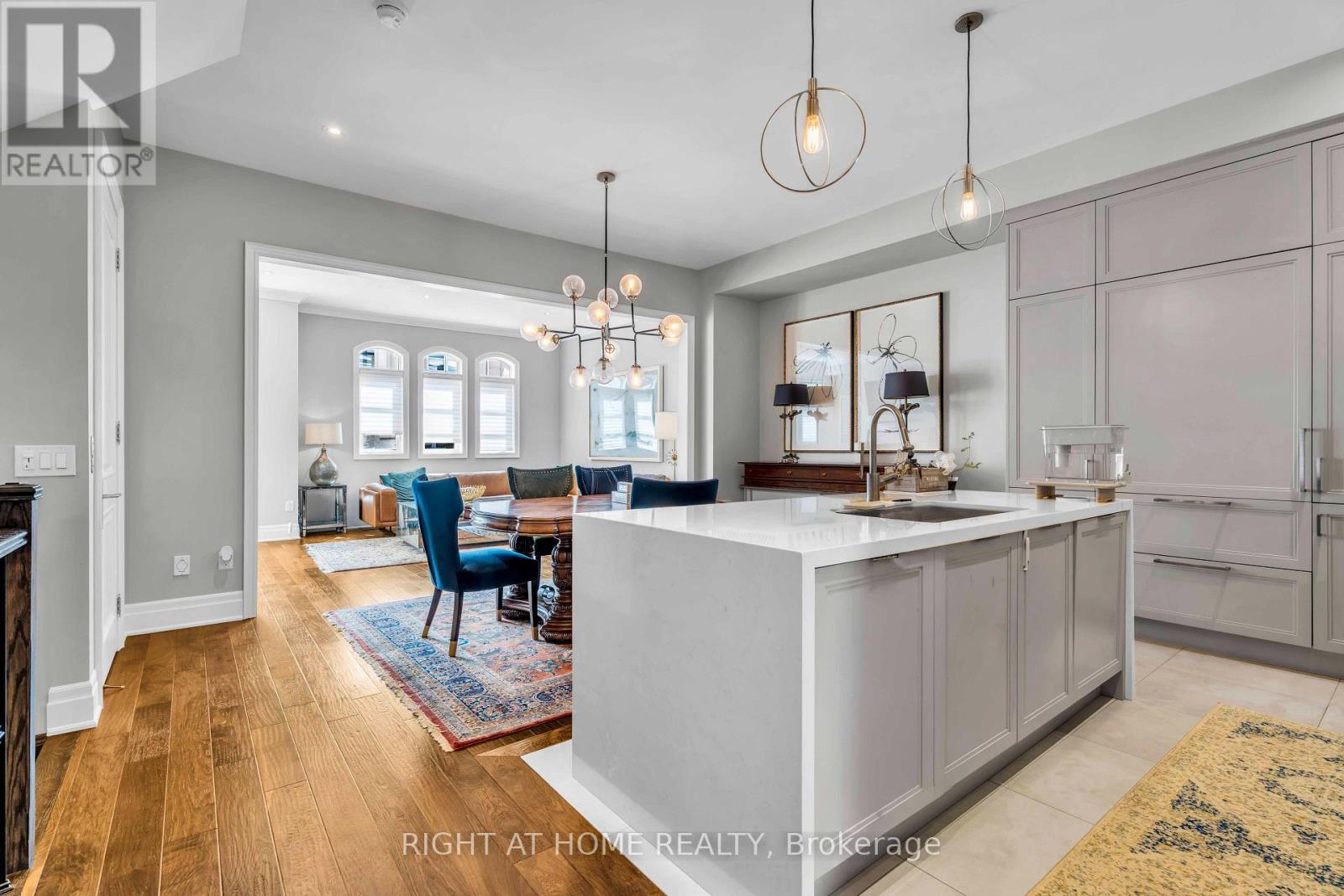 184 DORVAL DRIVE - 3