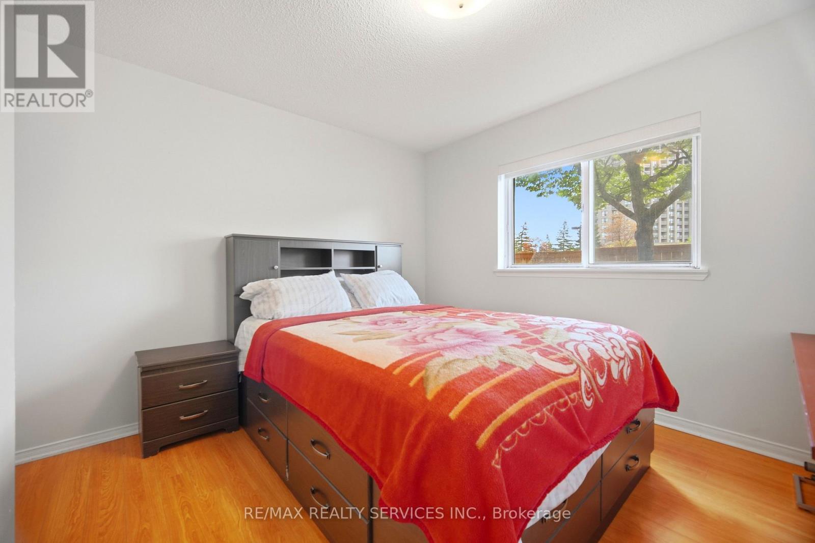 #110A 211 FORUM DRIVE - 19