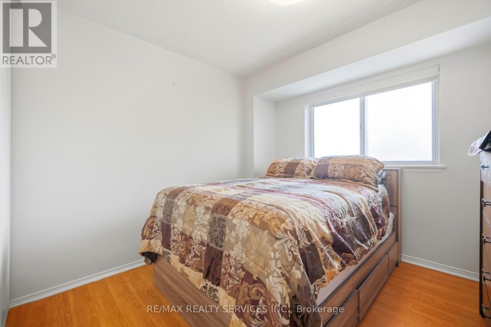 #110A 211 FORUM DRIVE - 22