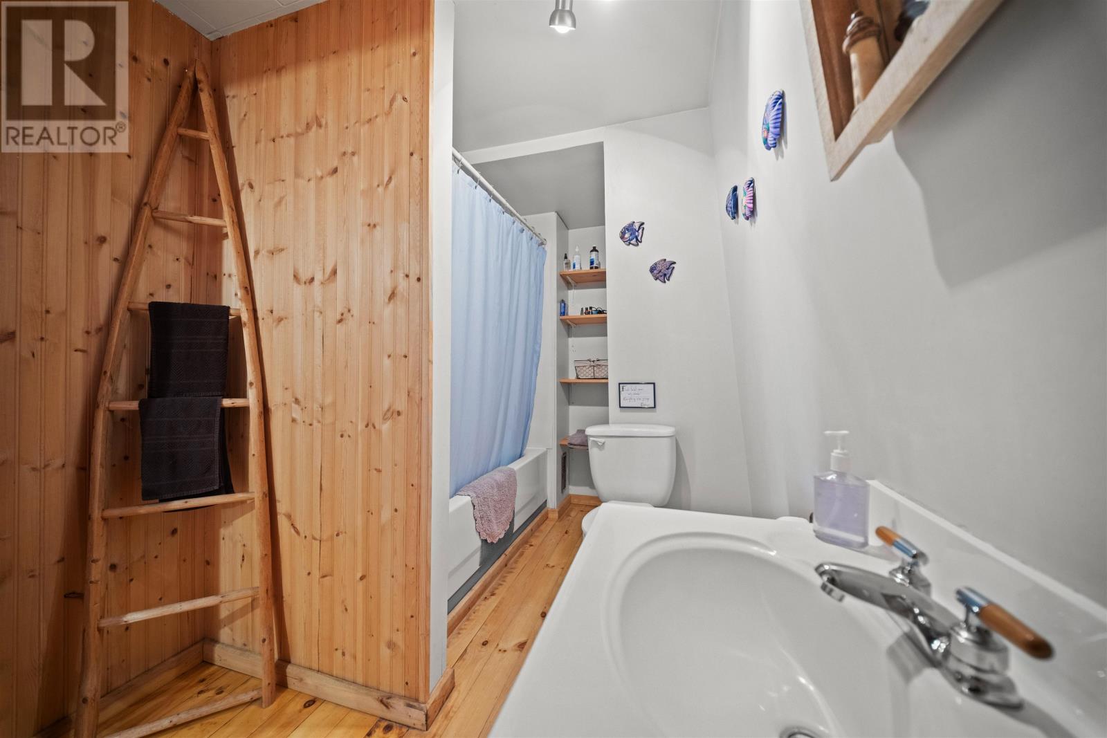 122 Travalot Drive - 18