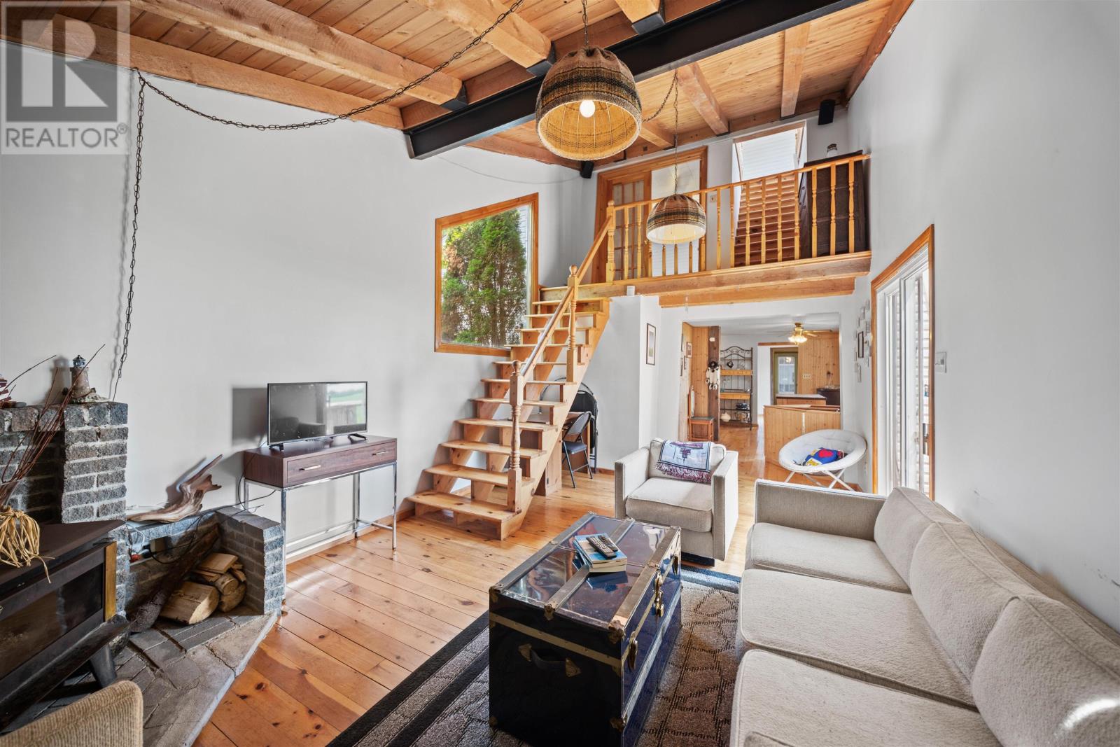 122 Travalot Drive - 23