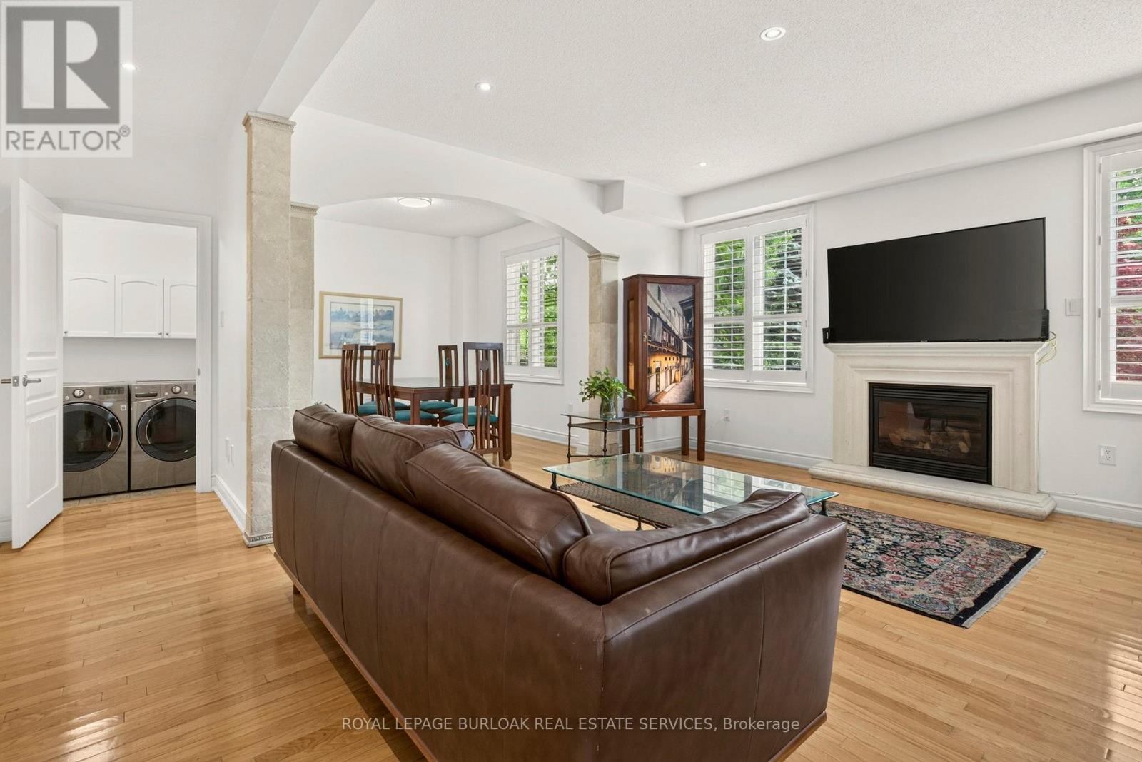 215 BURLOAK DRIVE - Image 15