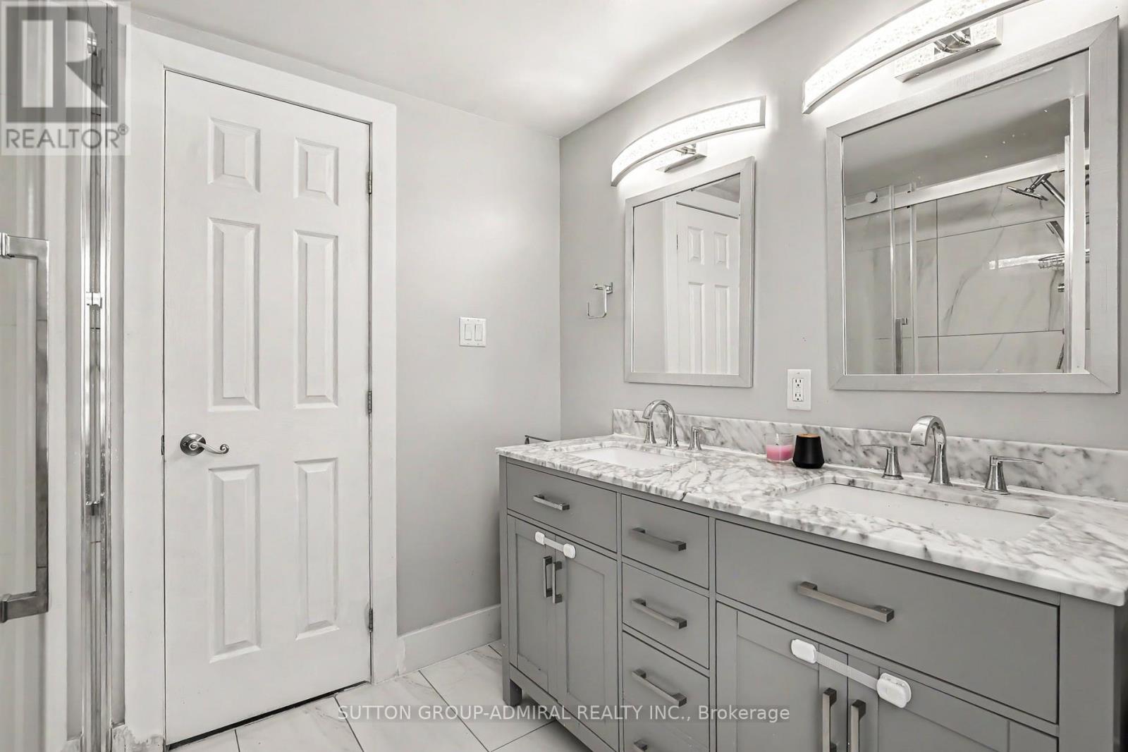 406 STIRLING AVENUE S - 12