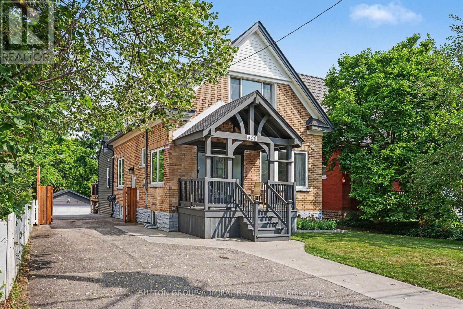 406 STIRLING AVENUE S - 2