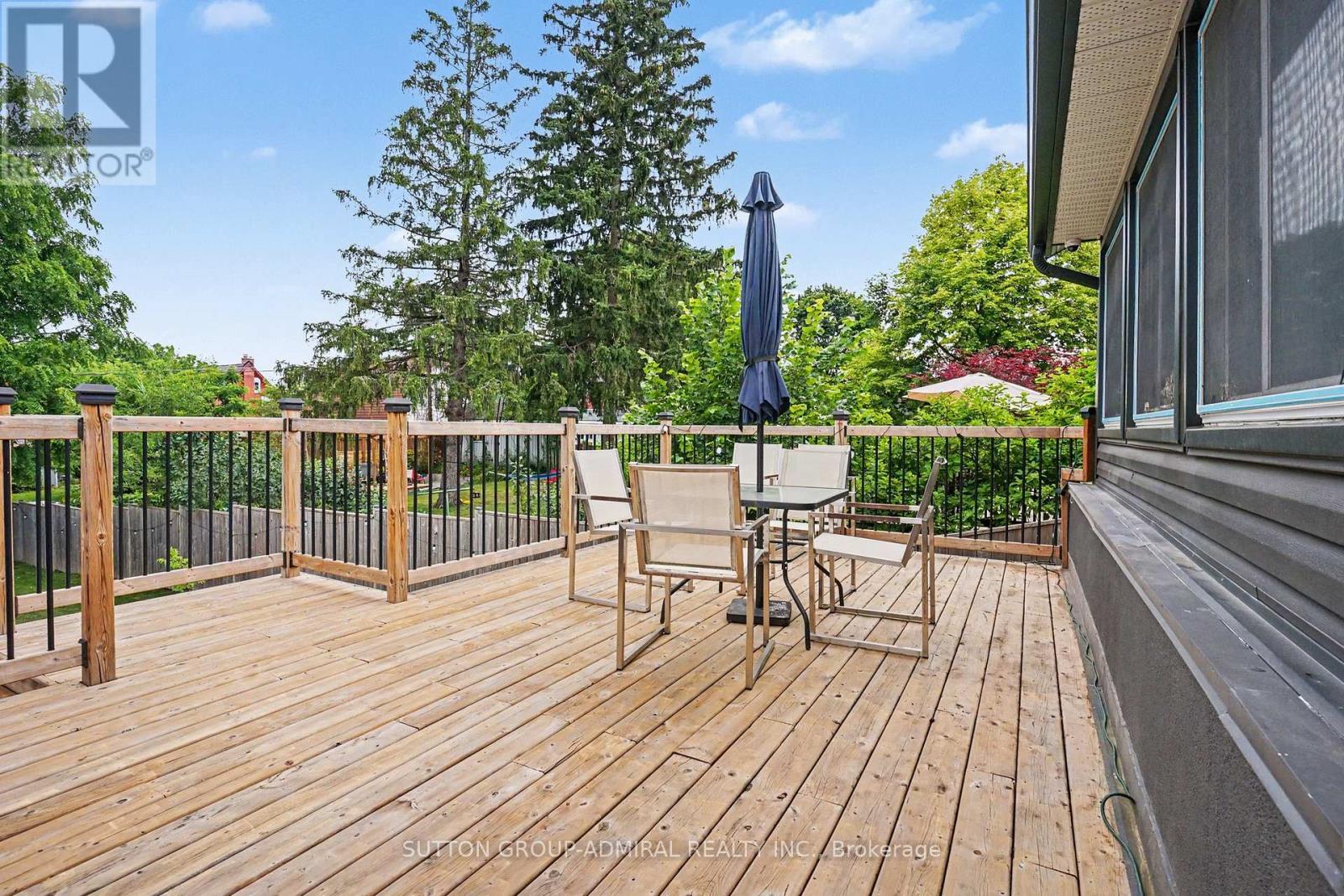406 STIRLING AVENUE S - 25