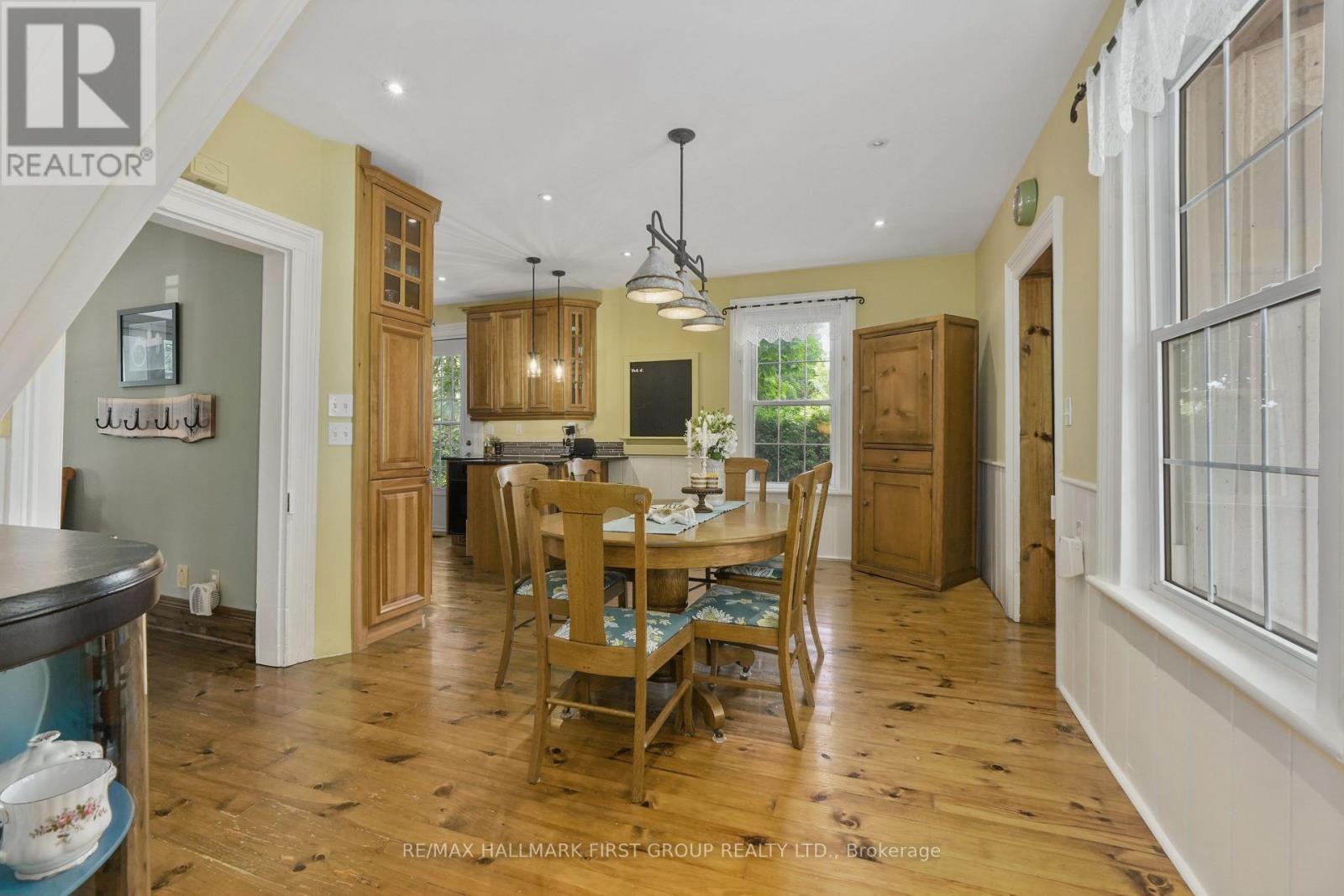 34 CROFT STREET - 13