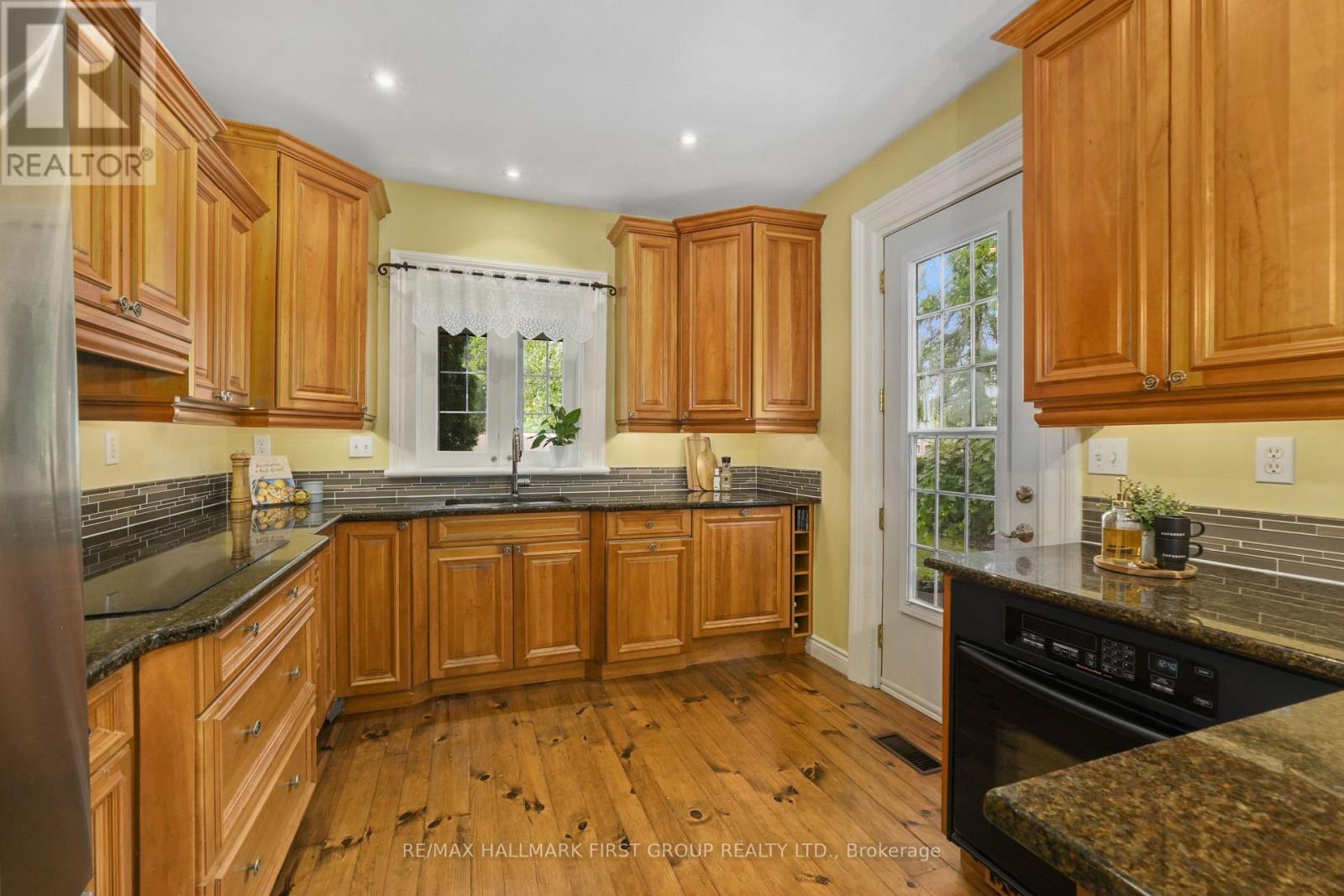 34 CROFT STREET - 16