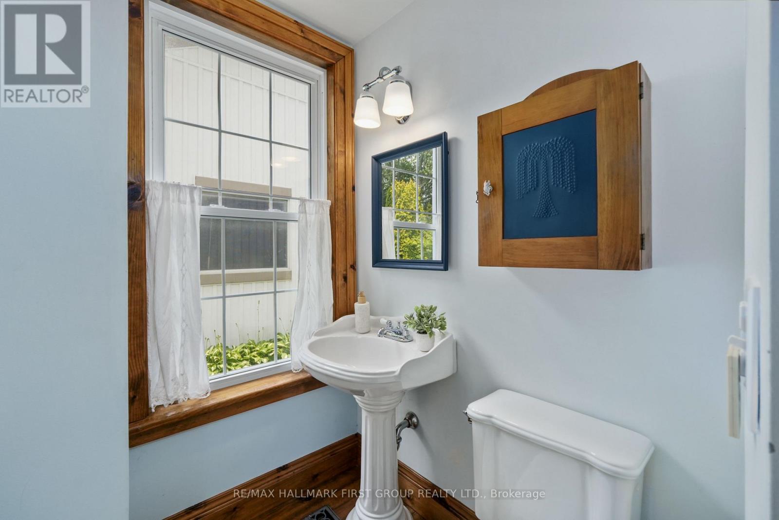 34 CROFT STREET - 25