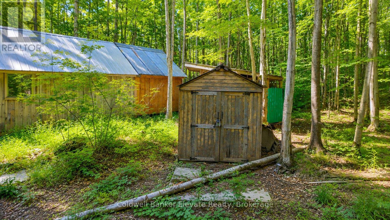 483113 COLPOYS RANGE ROAD - 6