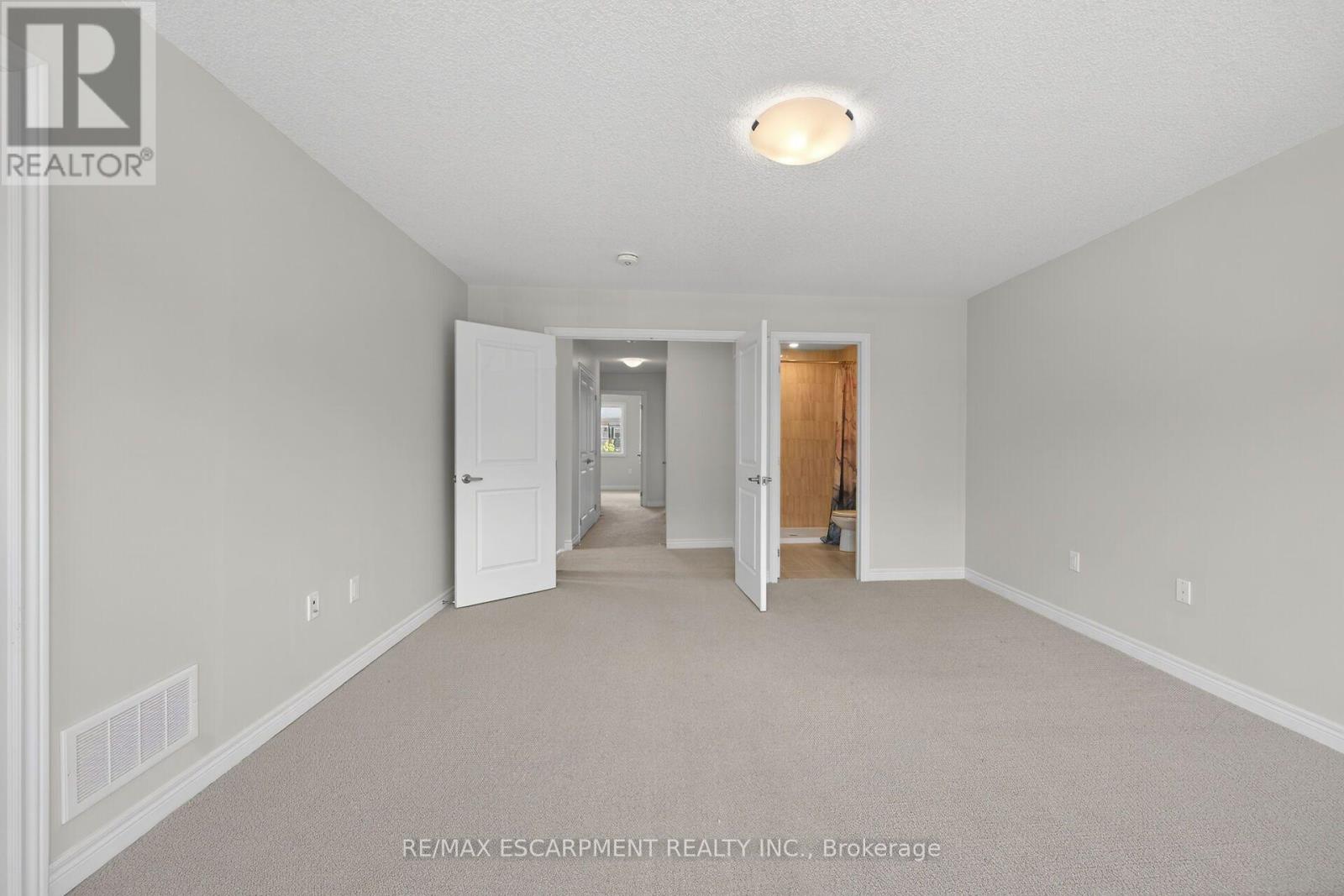 #96 120 COURT DRIVE - 29