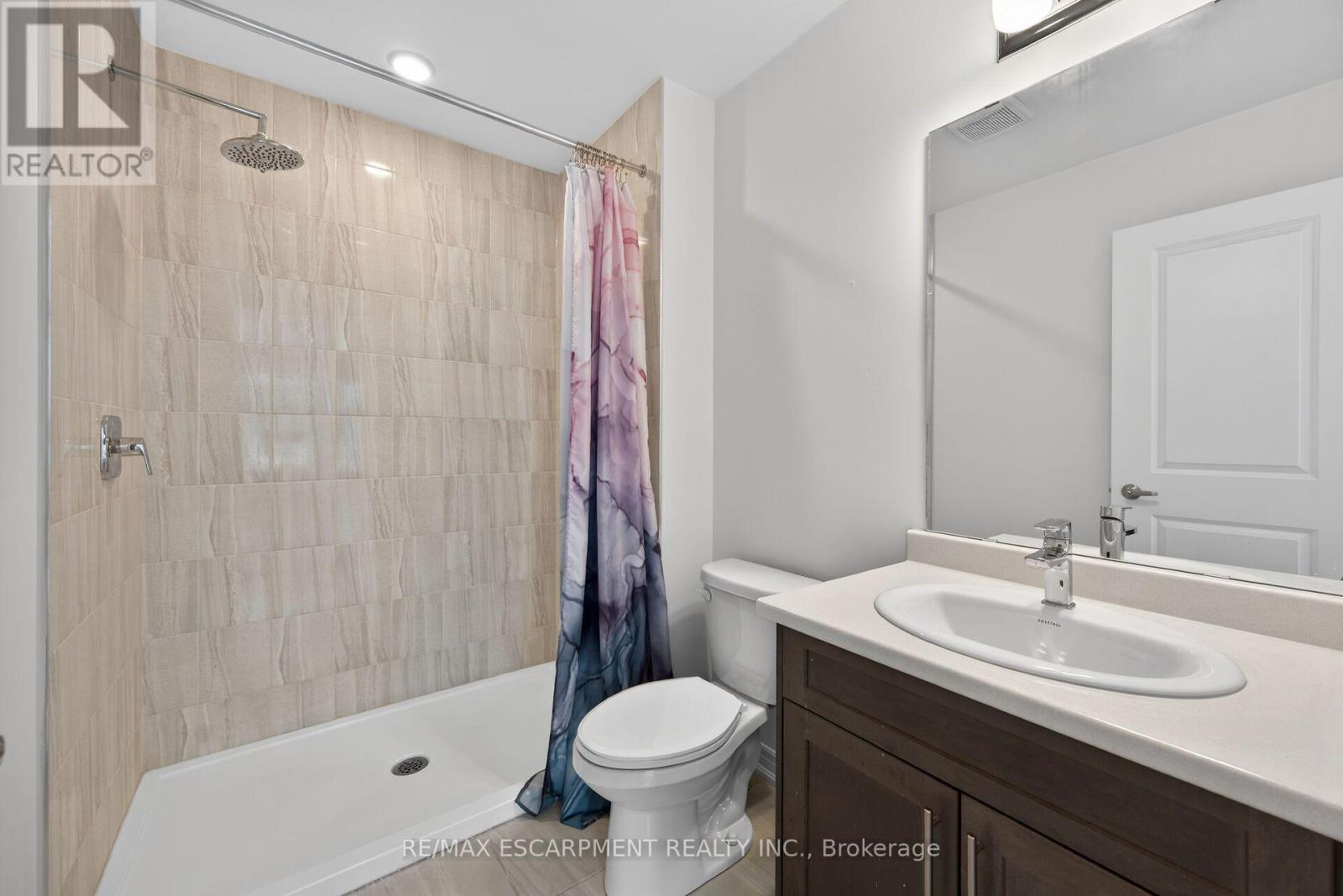 #96 120 COURT DRIVE - 30