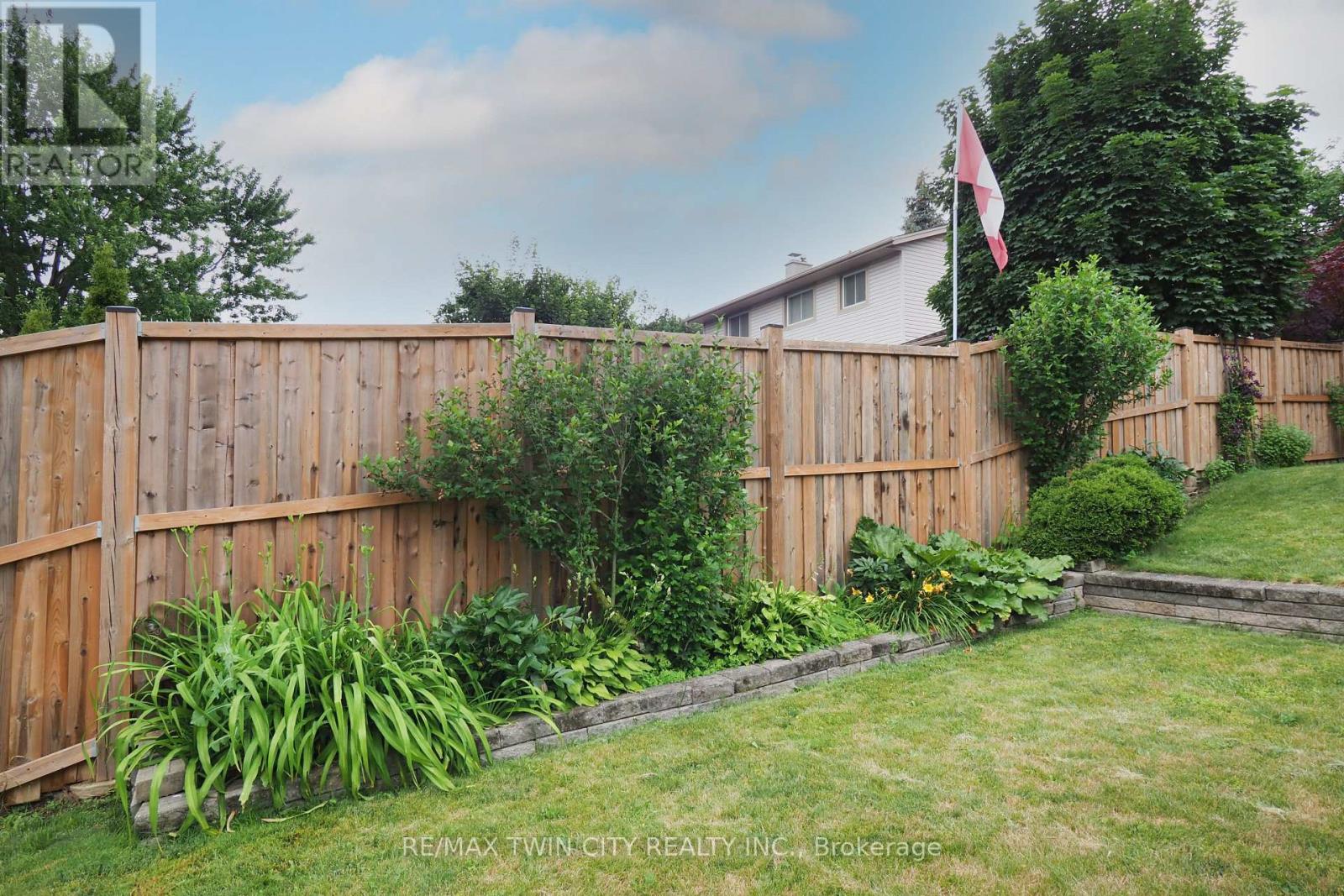 401 FOREST HILL DRIVE - Image 12