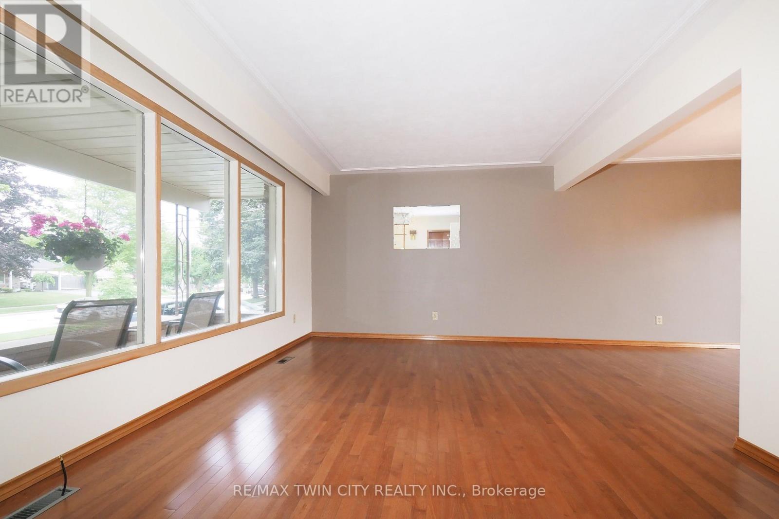 401 FOREST HILL DRIVE - Image 14