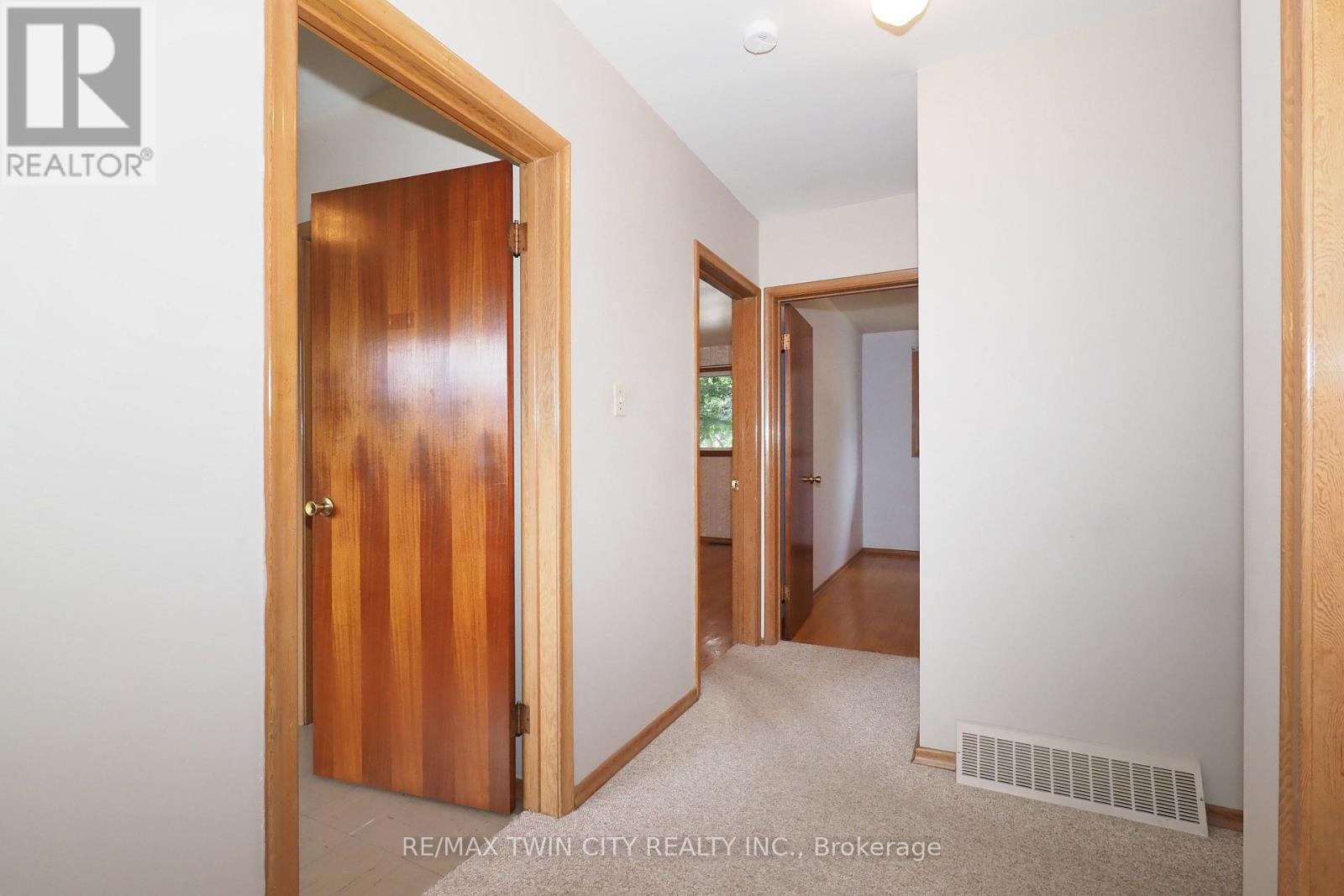 401 FOREST HILL DRIVE - Image 25