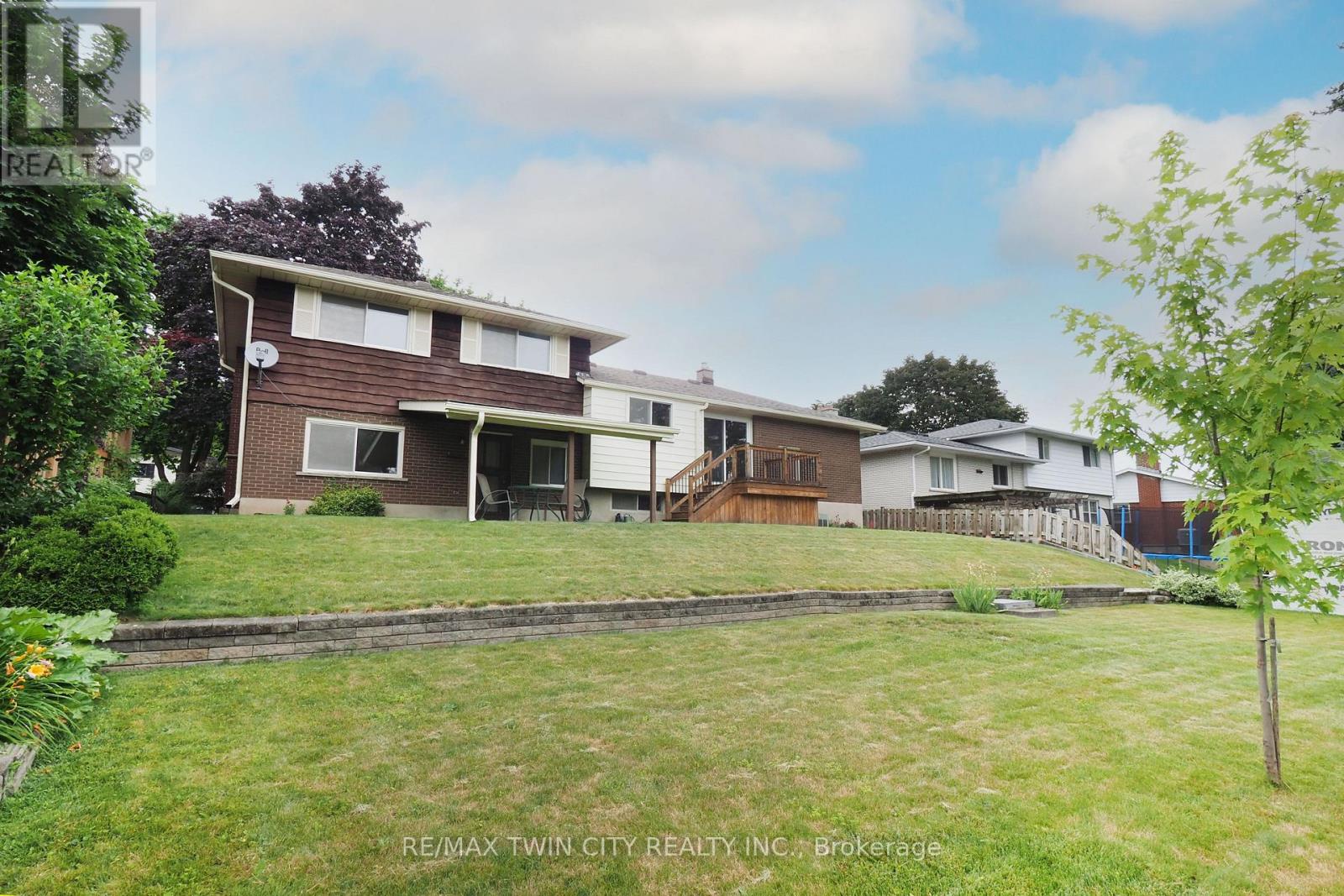 401 FOREST HILL DRIVE - Image 6