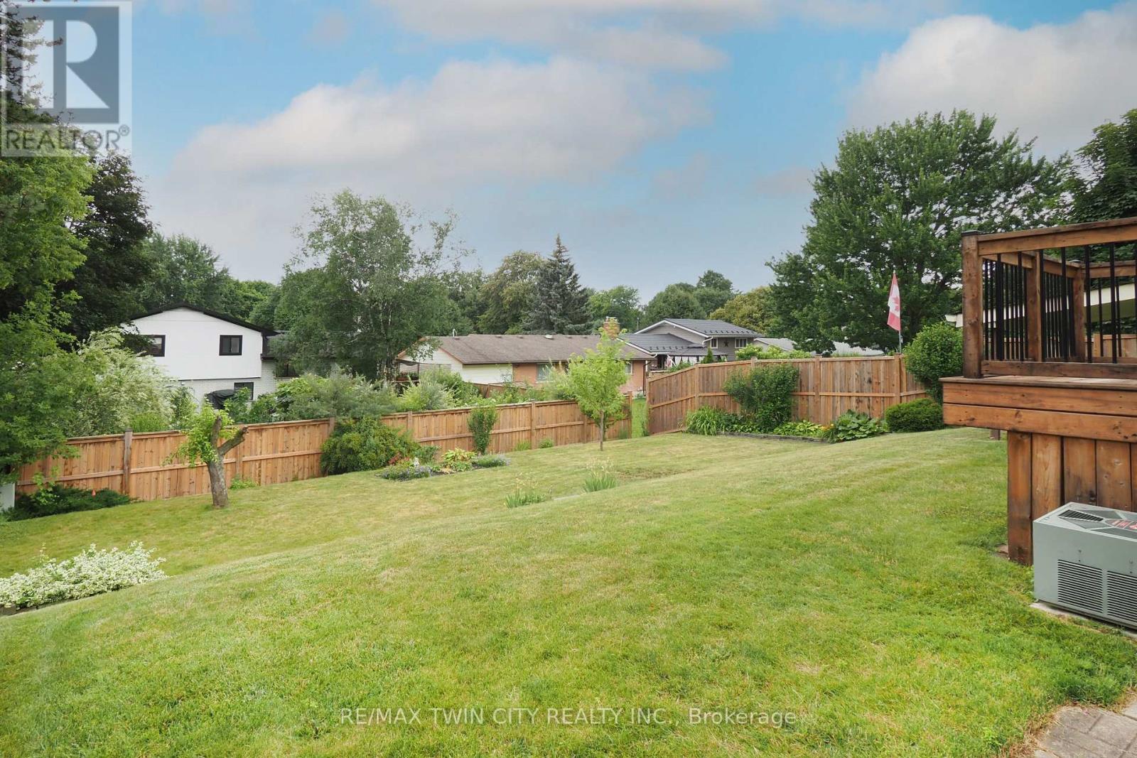 401 FOREST HILL DRIVE - Image 9
