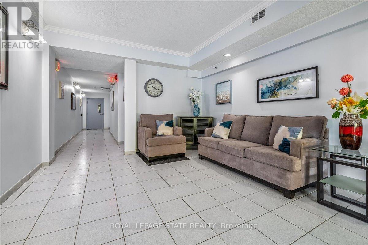 #605 966 QUEENSTON ROAD - 14