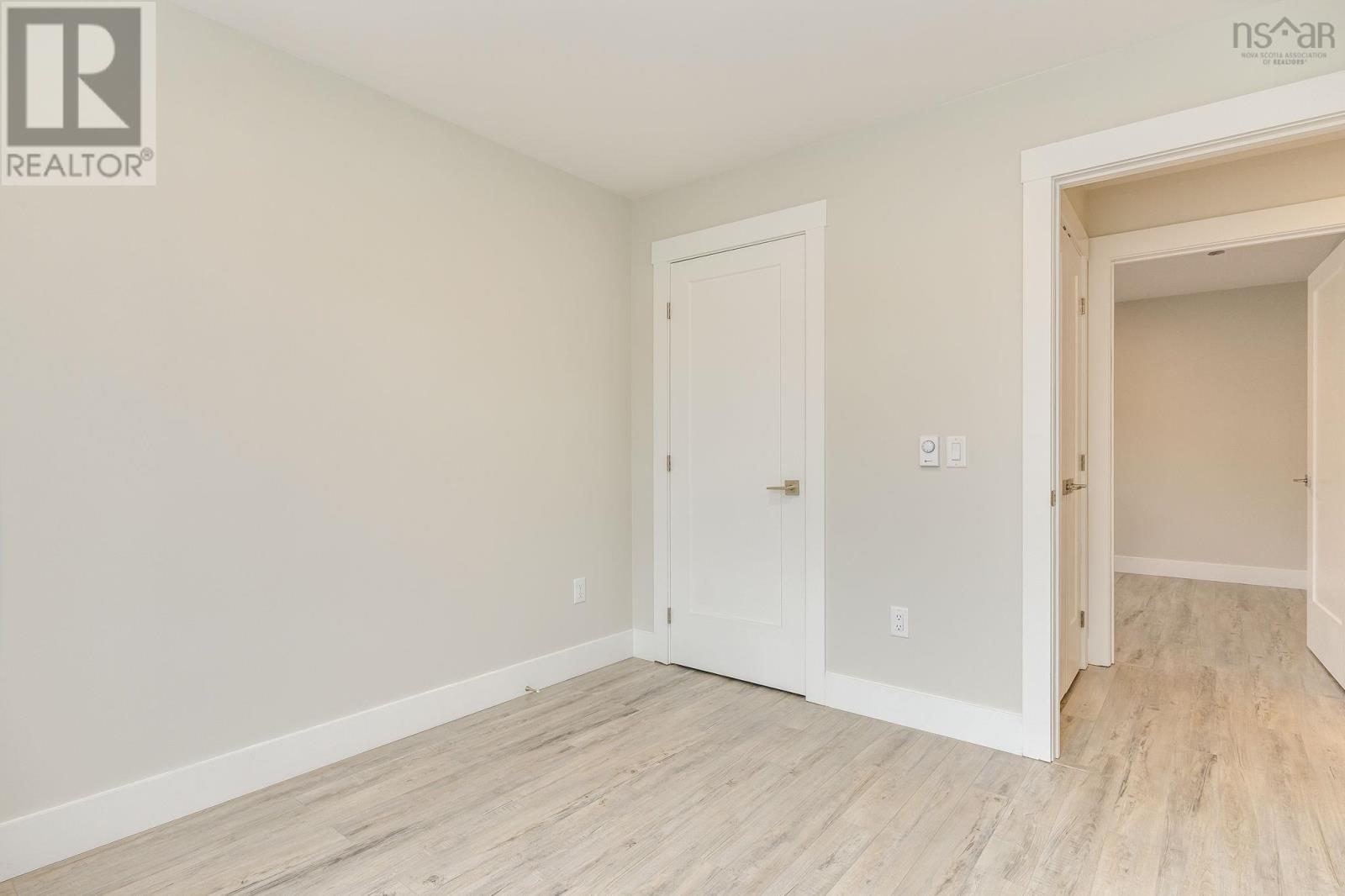 #2039 119 Flatrock Crescent - 34