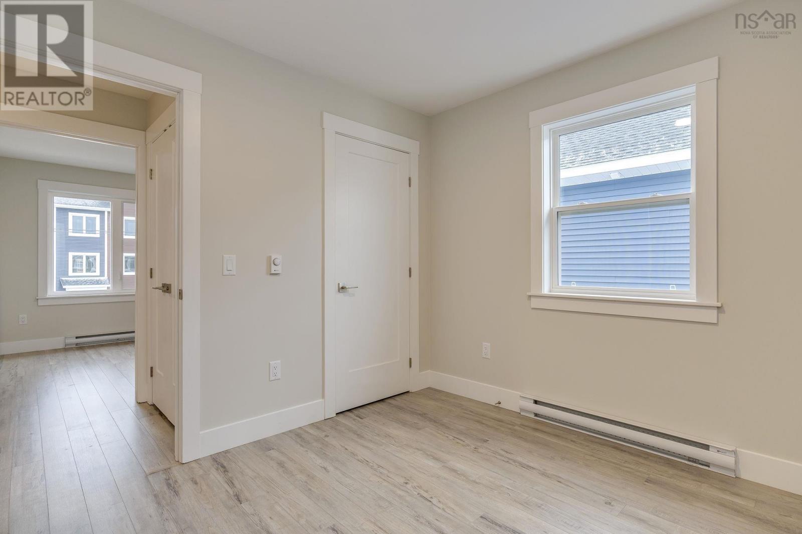 #2039 119 Flatrock Crescent - 35