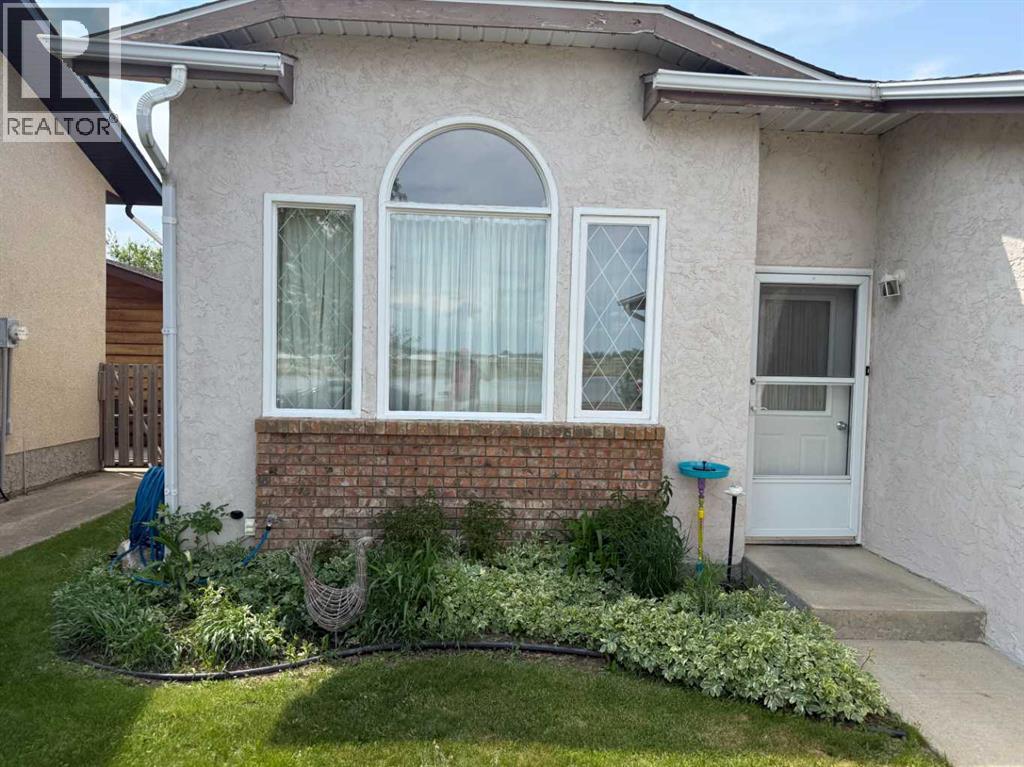 719 Parkland Drive - 3