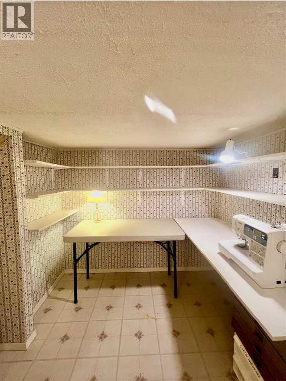 719 Parkland Drive - 45