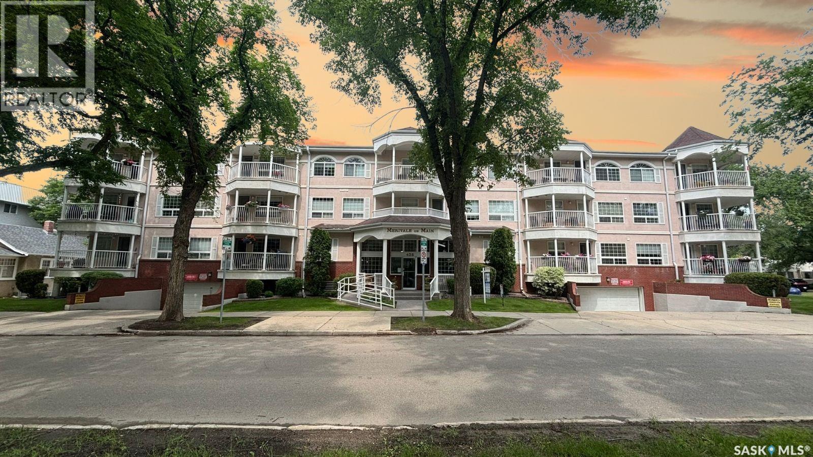#107 435 Main STREET - 1
