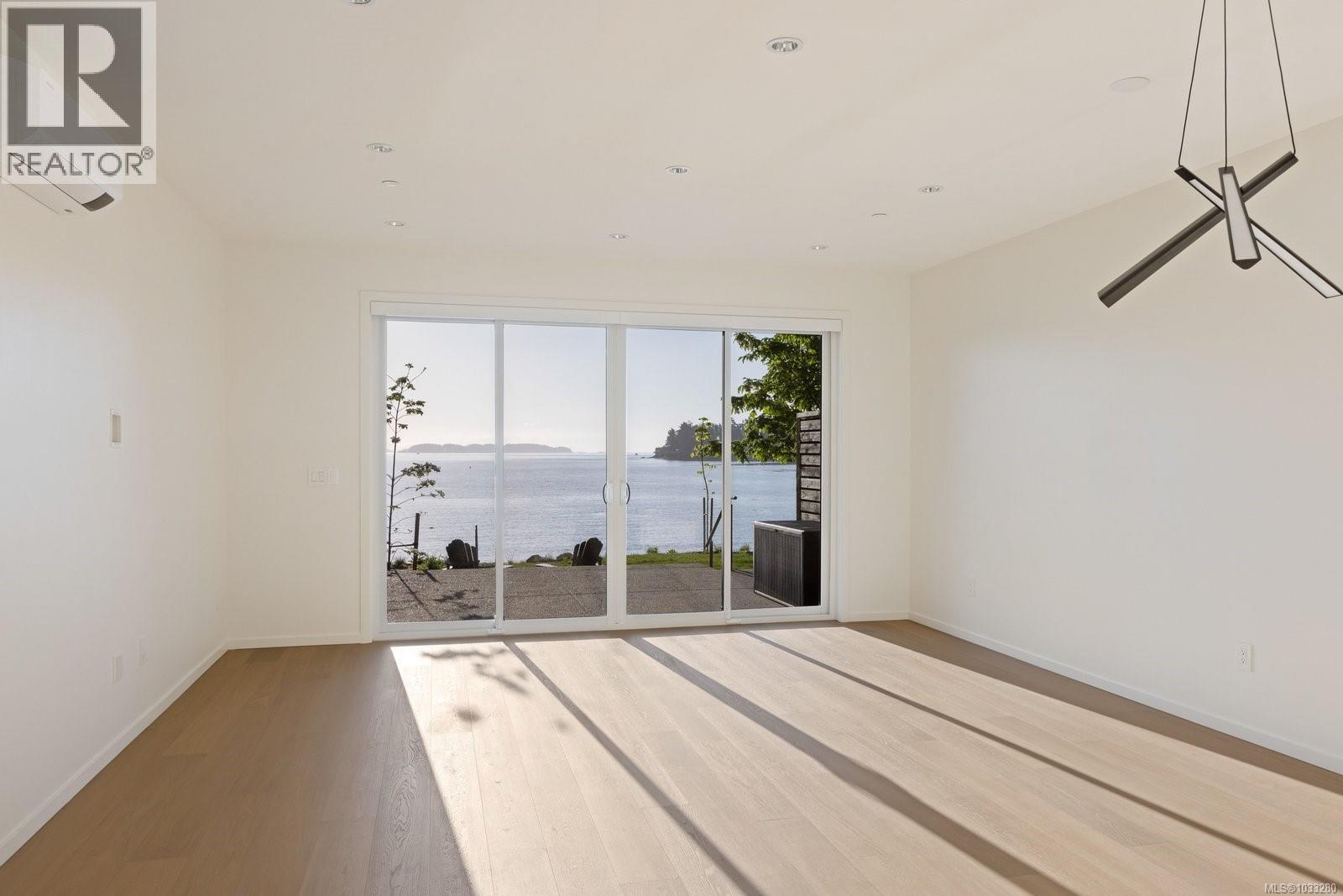 #2 10393 Allbay Rd - Image 11