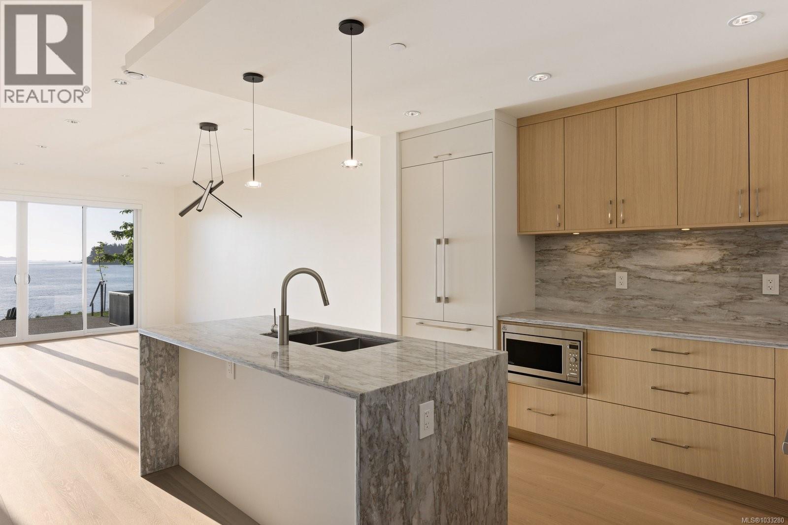 #2 10393 Allbay Rd - Image 4