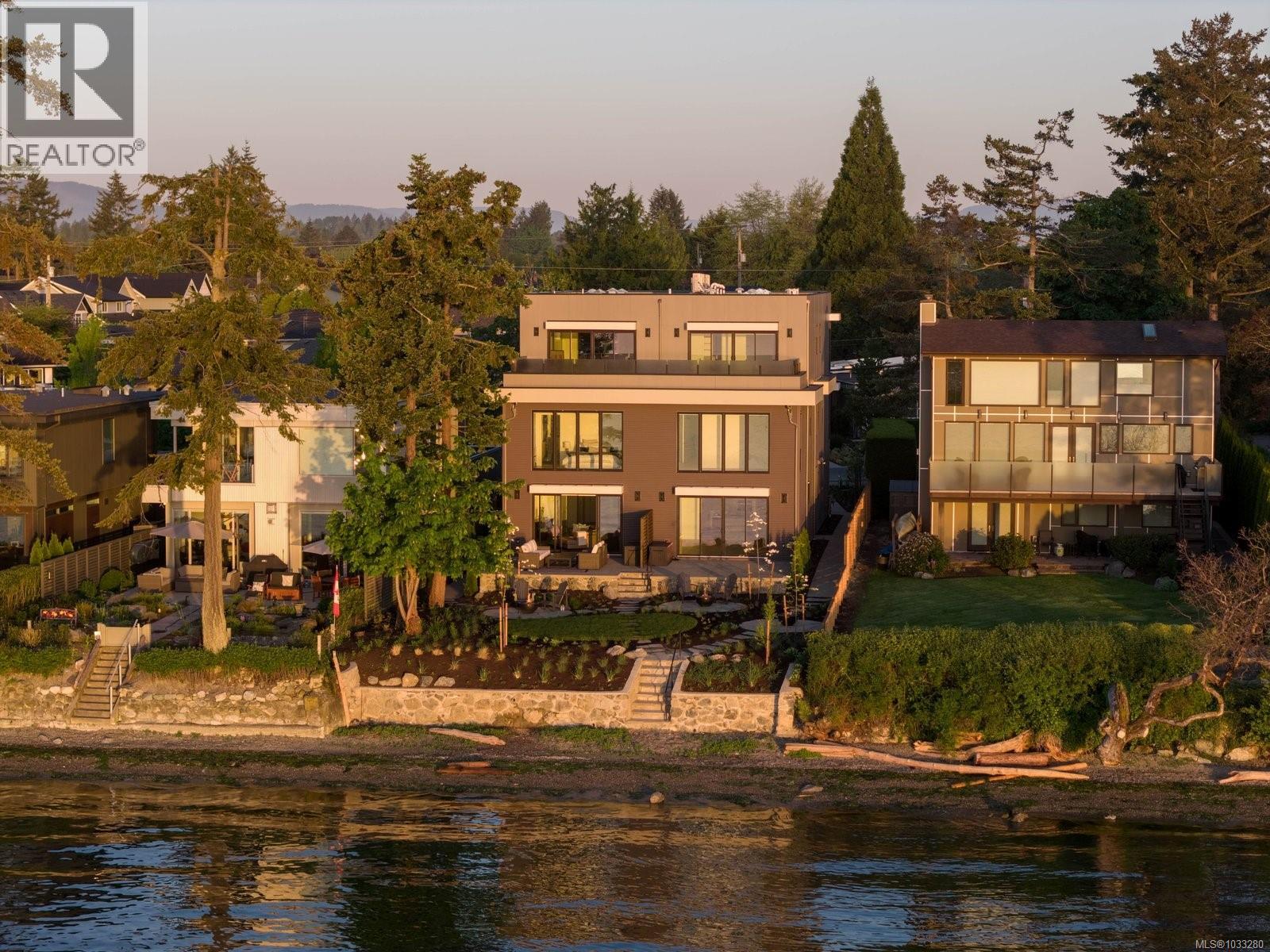 #2 10393 Allbay Rd - 2