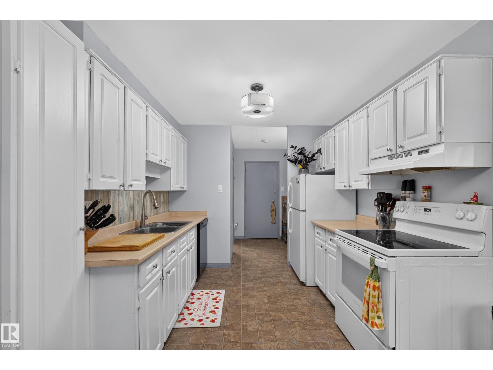 #103 7805 159 ST NW - 6