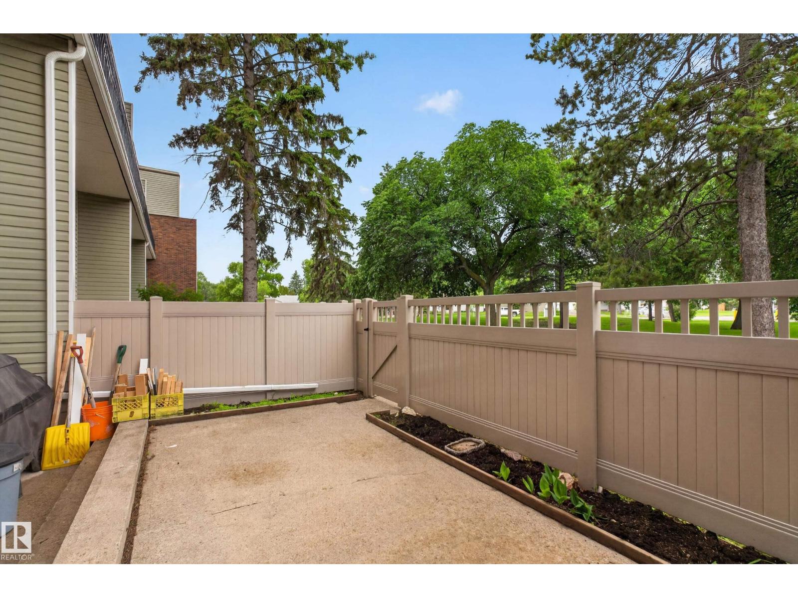 #103 7805 159 ST NW - 5