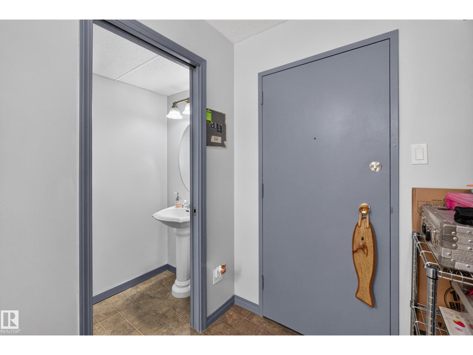 #103 7805 159 ST NW - 17