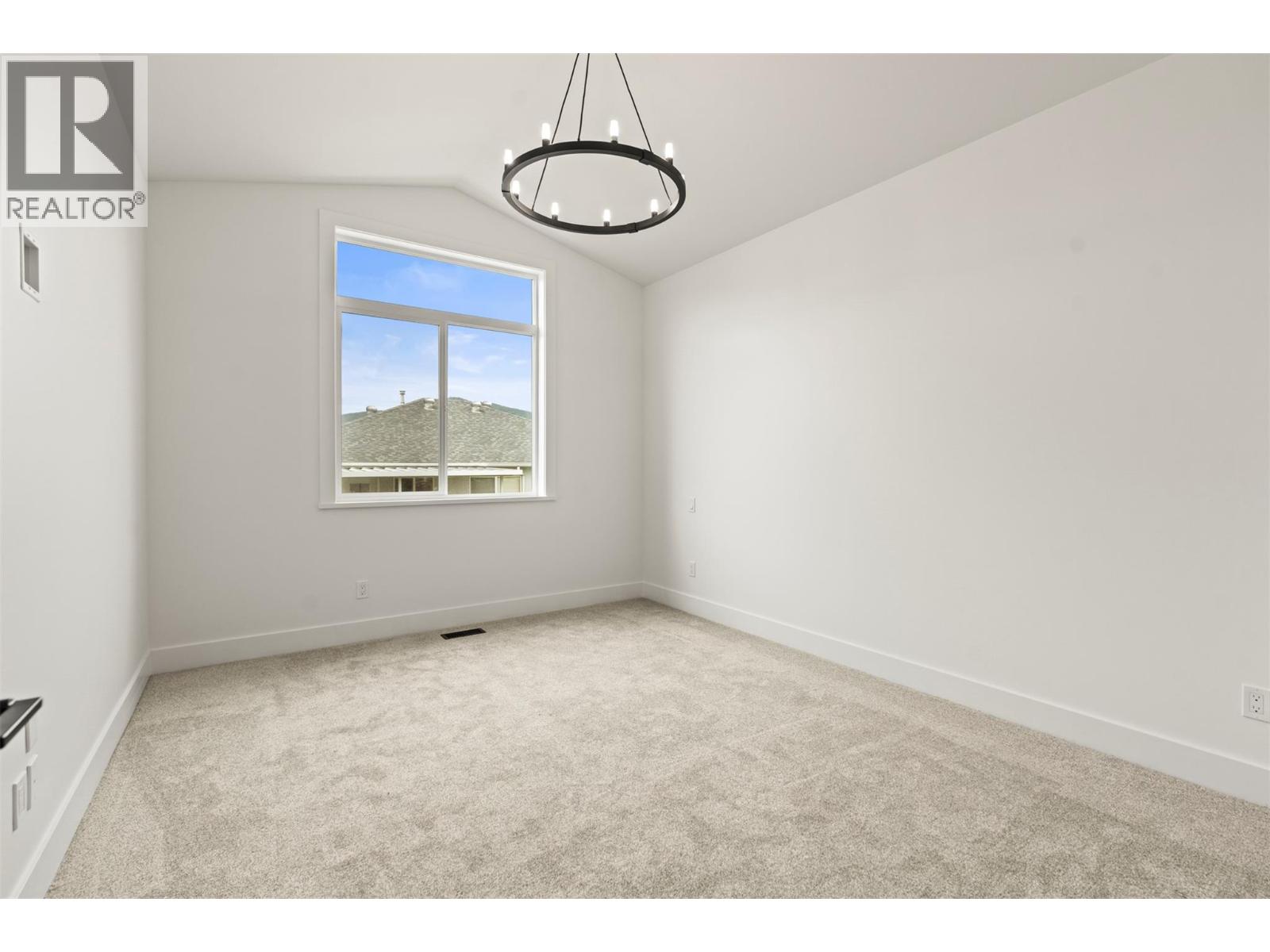 #101 2459 Bradley Drive Lot# 5 - 15