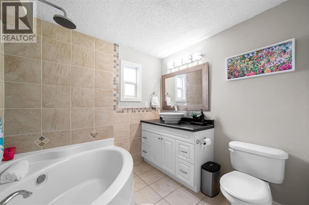 4906 55 Avenue - 19