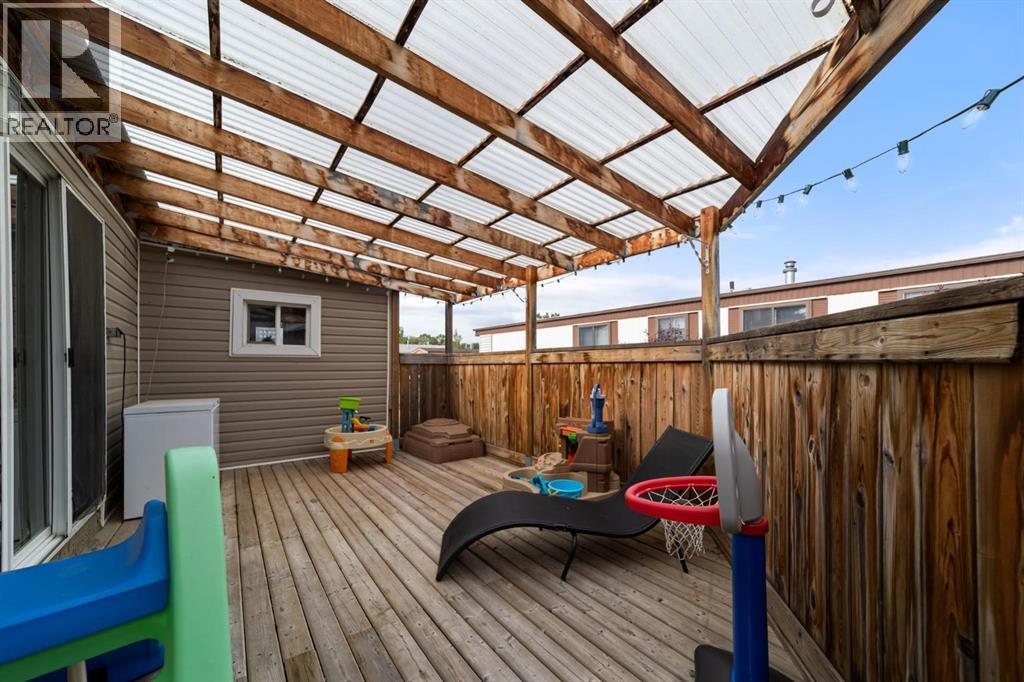 4906 55 Avenue - 24