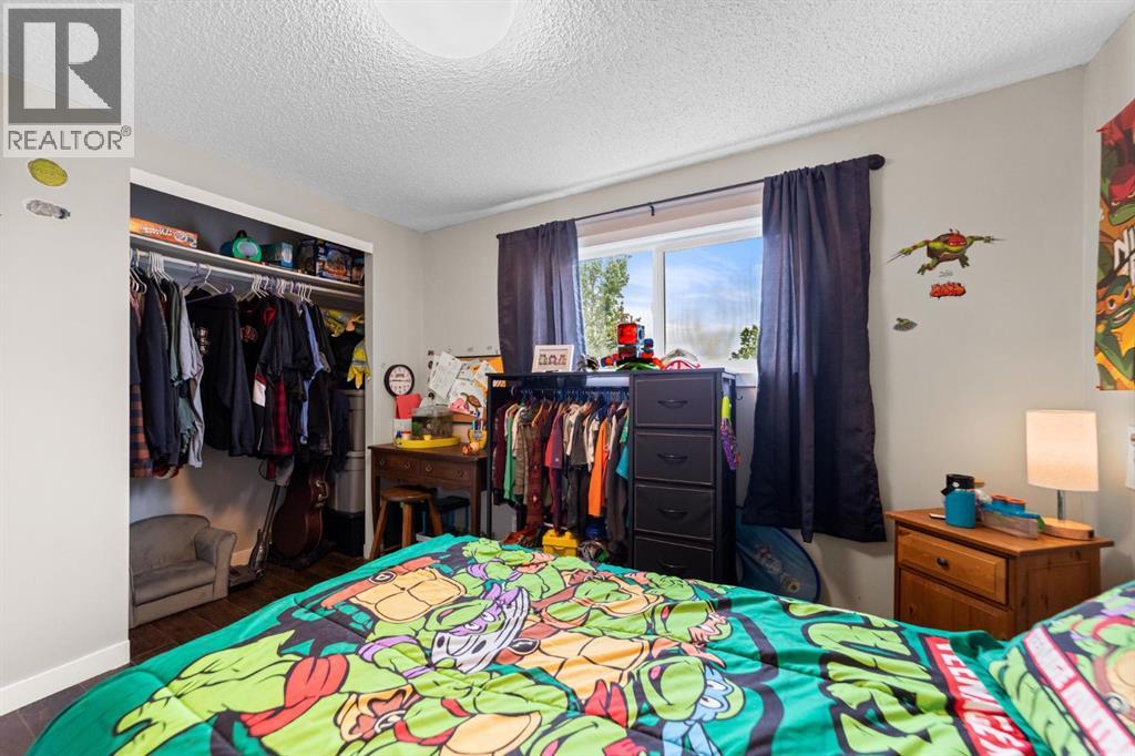 4906 55 Avenue - 21