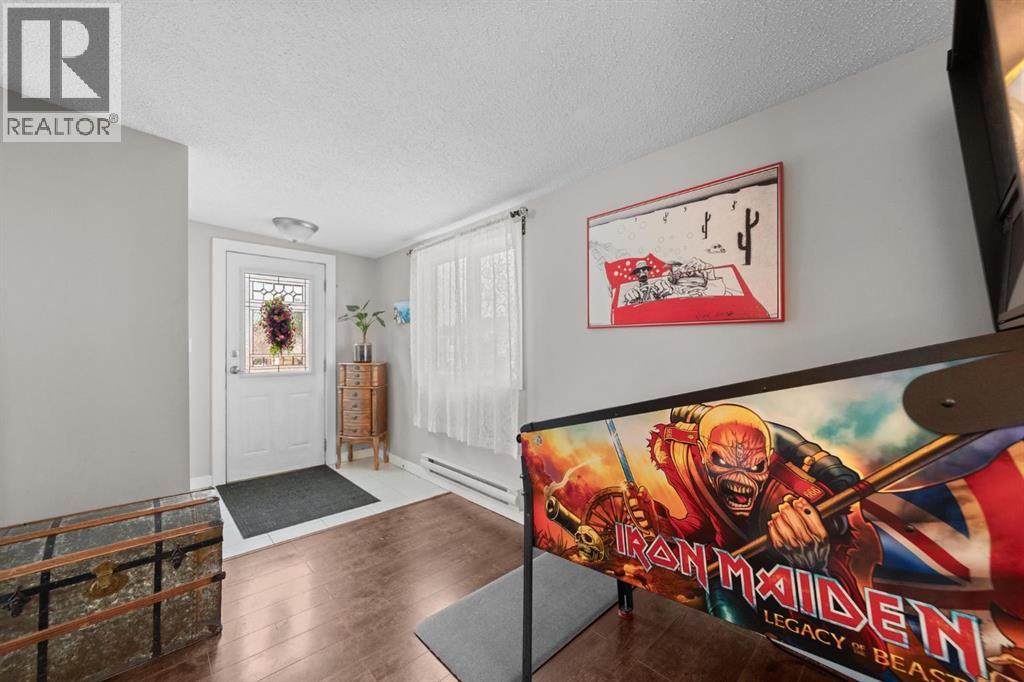 4906 55 Avenue - 11