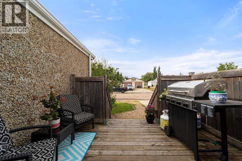 4906 55 Avenue - 23