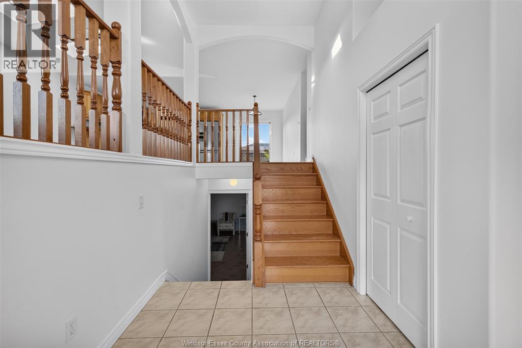 890 SOUTHWOOD DRIVE - 6