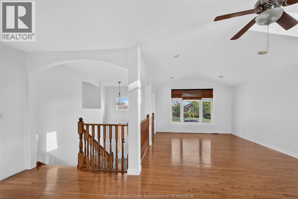 890 SOUTHWOOD DRIVE - 7