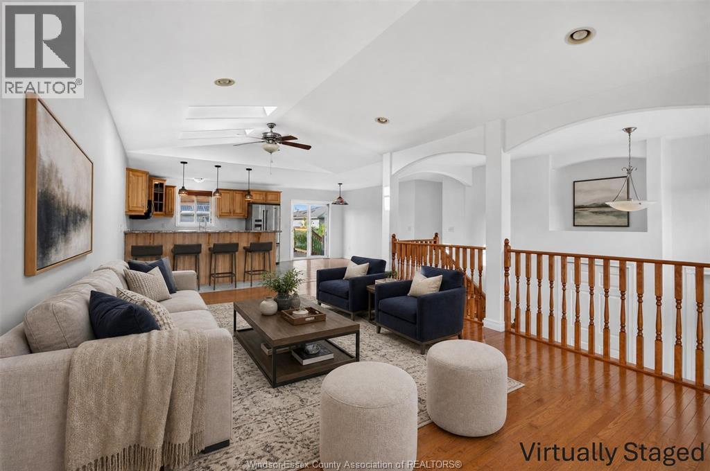 890 SOUTHWOOD DRIVE - 9