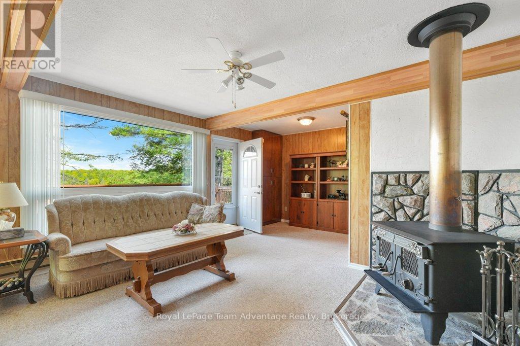 47 RIDGEWAY DRIVE - 24