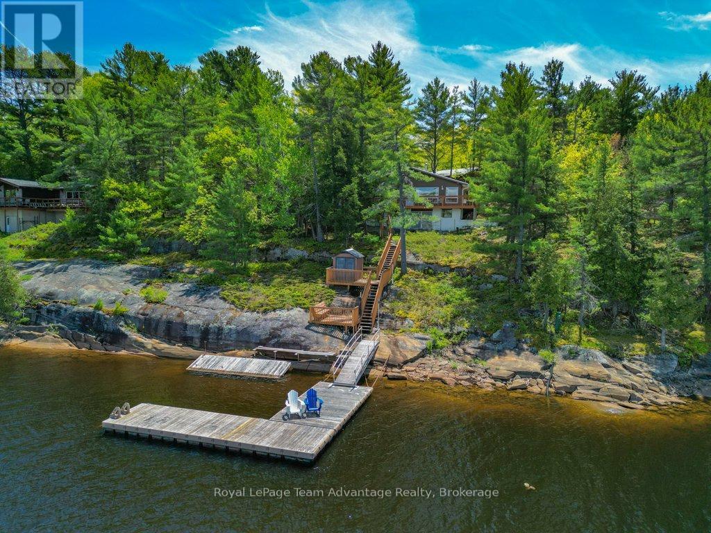 47 RIDGEWAY DRIVE - 3